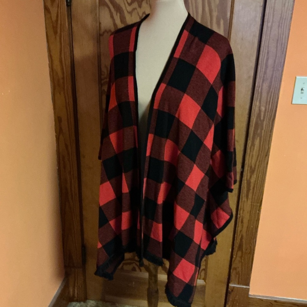 Kensie Red Black Buffalo Plaid Open Front Poncho Wrap One Size NWT - Picture 10 of 11